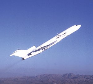 Zero-G selected the Boeing 727-200 to provide its weightless flight service. Early flight test evaluations were conducted back in December 1999 using this B-727. Here the 727 is climbing at a 45-degree angle of attack, in the ascent phase of the parabola.