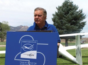 Cliff Robertson, Academy Award winning actor and outstanding soaring pilot, makes a grand presentation to the champions, guests and participants at the Barron Hilton Cup awards ceremonies.