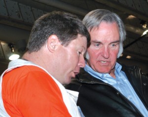 Burt Rutan shares a brief moment with design competition marshal Doc Palmere, Ph.D.