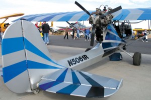 Certified as an experimental light-sport aircraft, the Super Hornet uses an air spring suspension system on all three wheels, designed to protect the aircraft from damage during a hard landing.