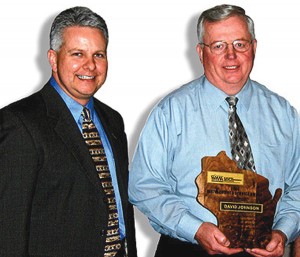 Bill Legore (left), vp of the Wisconsin Airport Management Association, congratulates Dave Johnson on receiving the Distinguished Service Award. Johnson is an engineer with the Wisconsin DOT’s Bureau of Aeronautics.