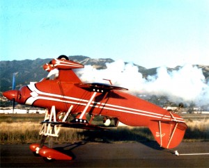 In his Pitts S-2, Double Take, Craig Hosking learned to take off, perform a full aerobatic routine, and then land, all while inverted.