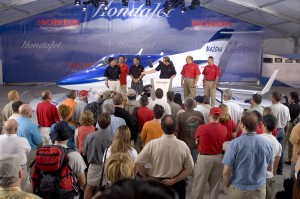 Michimasa Fujino conducted a HondaJet news conference at EAA AirVenture 2006 in Oshkosh, Wis. An enthusiastic crowd later watched the demonstration flight.