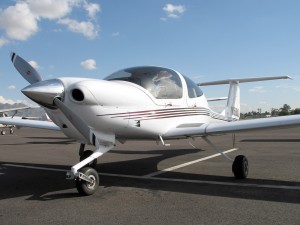 The Diamond Star DA40 features a composite airframe and a 180-hp Lycoming O-360 power plant.