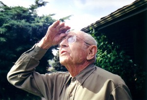 At the time of his death, the FAA acknowledged Cole Kugel, pictured at his Colorado home in 2002, as the country’s oldest pilot.
