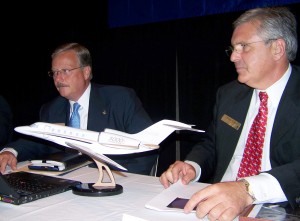 Jack Pelton (left), Cessna Aircraft Company chairman, president and CEO, and Roger Whyte, senior vice president, sales and marketing, announced record orders and backlog for Cessna aircraft.