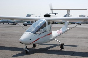 The Italian-built Sky Arrow 600 sport aircraft costs between $90,000 and $100,000. Only four Sky Arrow 600 sport aircraft are in the United States, and only one is modified for wheelchair students.