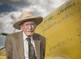 Aviation Legend Bob Hoover Honored With Wright Brothers Memorial Trophy